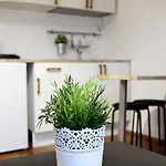 Studio Apartment Gurgacza 5